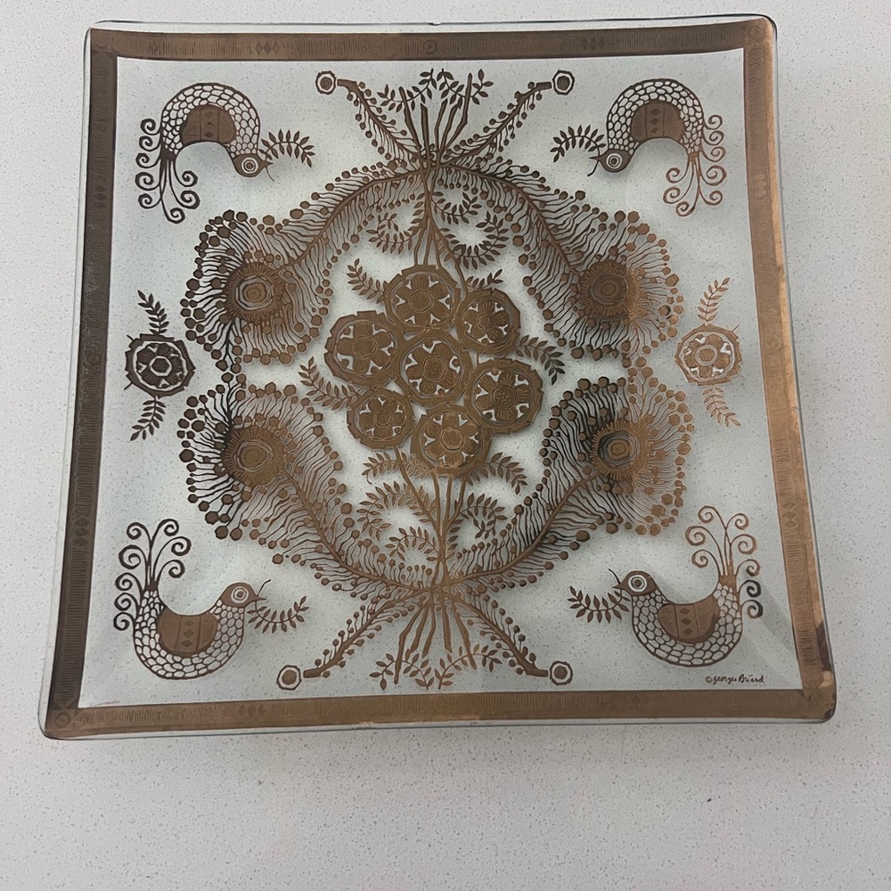 Vintage MCM Georges Briard 9.5” Gold Guild Glass‎ Plate Tray Signed